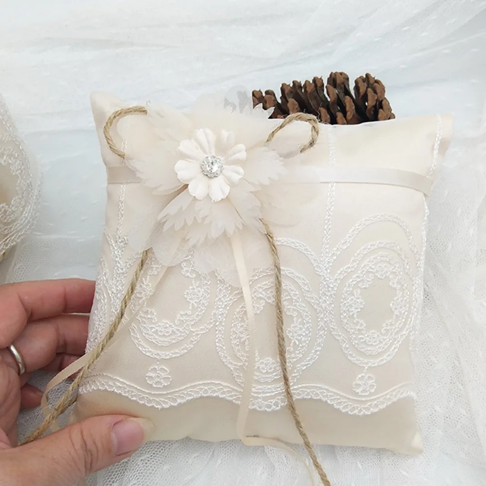 Свадебные кольца-держатели с кружевным цветком, 15x15 см, стразы для подушек, украшения для свадебных колец, подушки с бантом из ленты, вечерние украшения