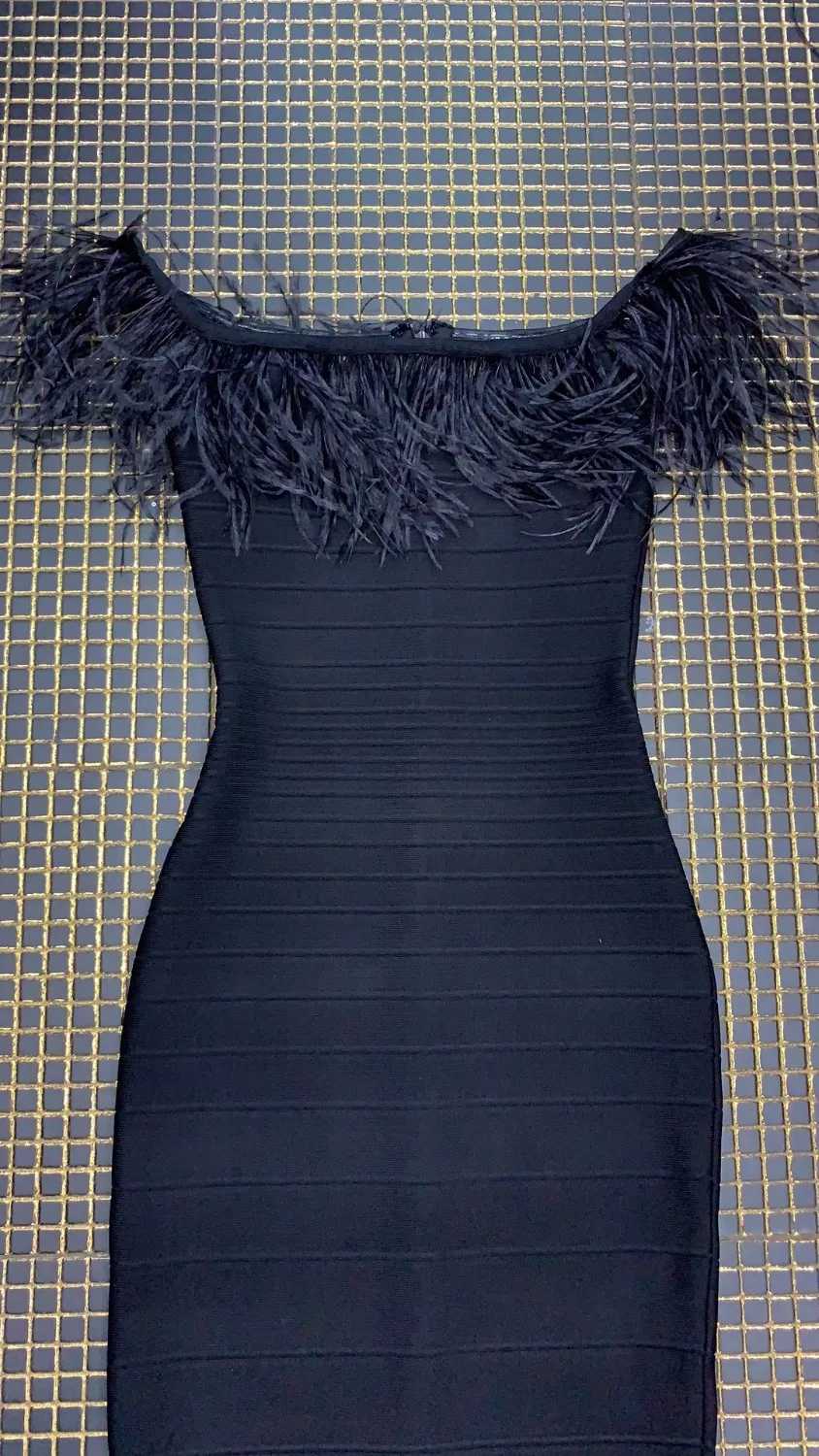 

2019 New Women Off Shoulder black Feathers dress Slash neck Sleeveless Bodycon Celebrity evening Party vestido Bandage dresses