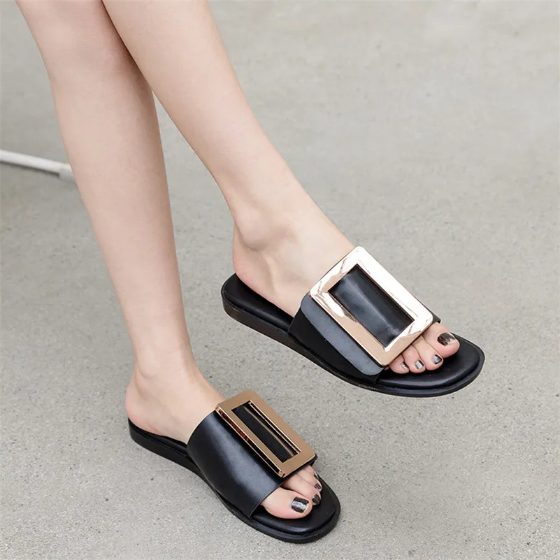 Женские Классические шлепанцы FEDONAS на плоской подошве с металлической пряжкой из