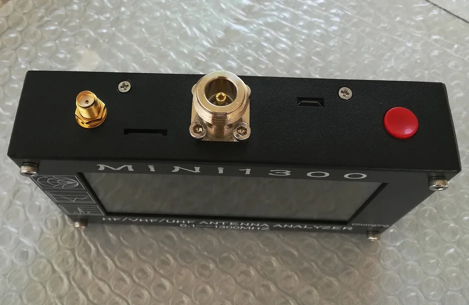 Новое поступление анализатор внутренней батареи Mini1300 TFT LCD 0 1-1300 МГц HF VHF UHF ANT SWR |