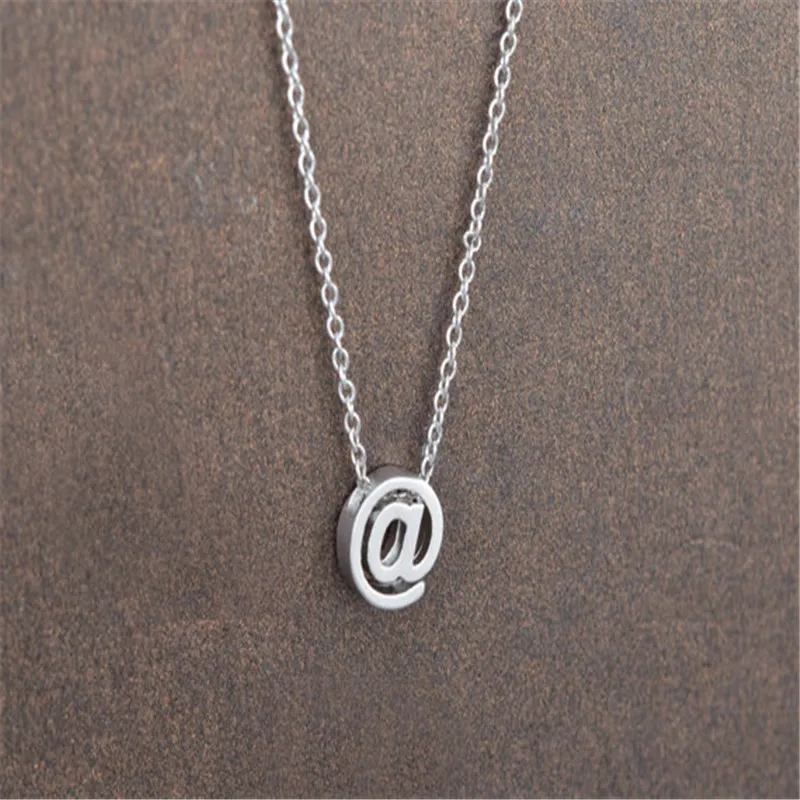 

Женское Ожерелье-чокер Fashion @ с подвеской в виде компьютера