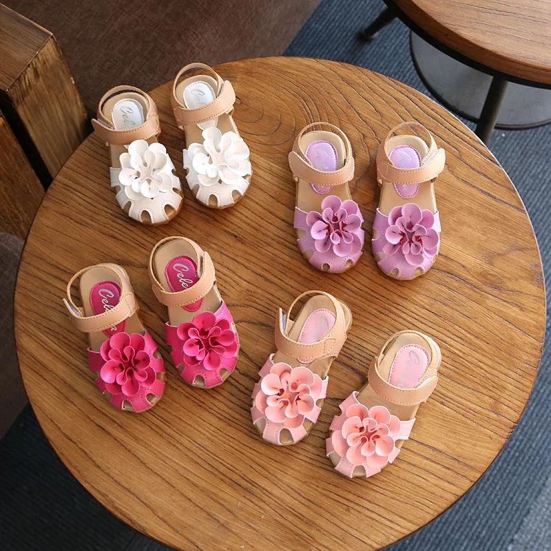 HITOMAGIC сандалии для девочек кожаные с цветами вырезами детская обувь маленьких