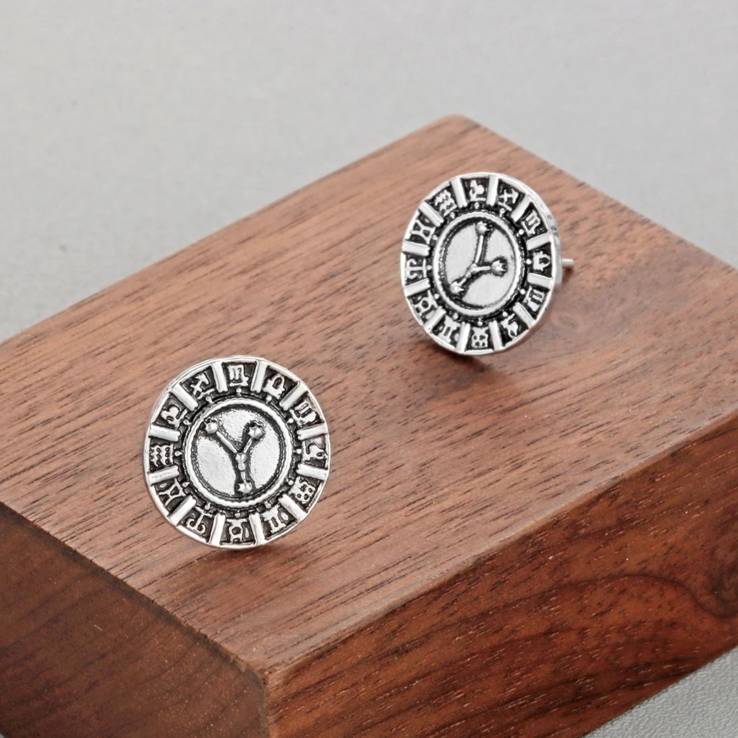 Женские круглые серьги Cxwind в стиле ретро с узелком и лапой геометрические волком