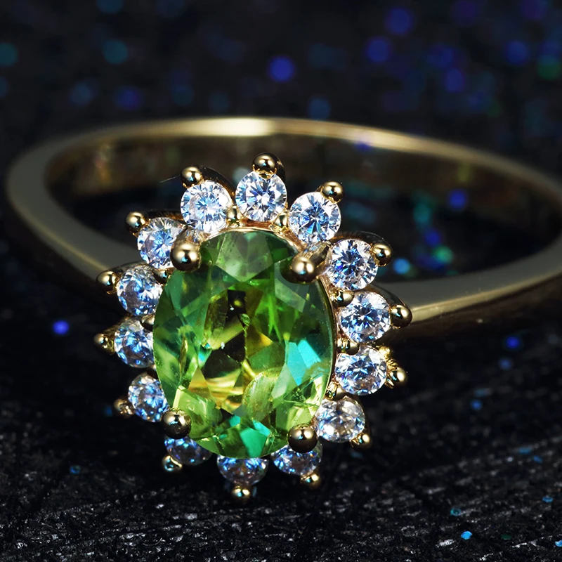 Драгоценные 1.2ct натуральный 6x8 овальный Природный маньчжурской перидот с 1.50ctw CZ 18 К Позолоченные обручальное кольцо красивые ювелирные изделия подарок