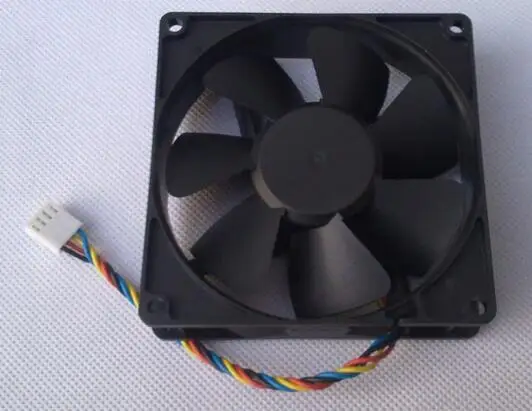 9-сантиметровый Φ 9025 12В 1,32 Вт 0.11A 4-линейный бесшумный ШИМ-регулятор скорости