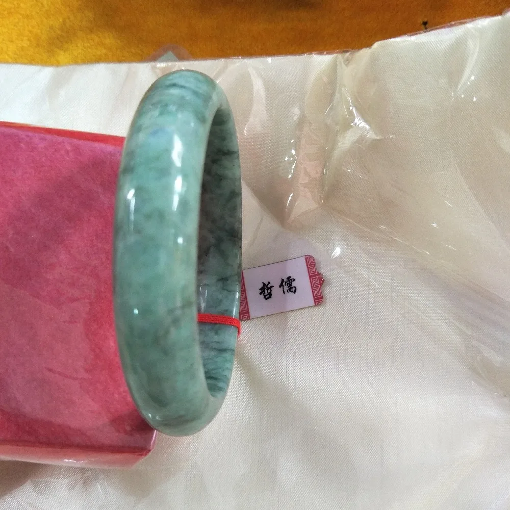 

Zhe Ru Jewelry Natural Jadeite Bracelet Natural Light Green 54-62mm Female Gift Send A Certificate