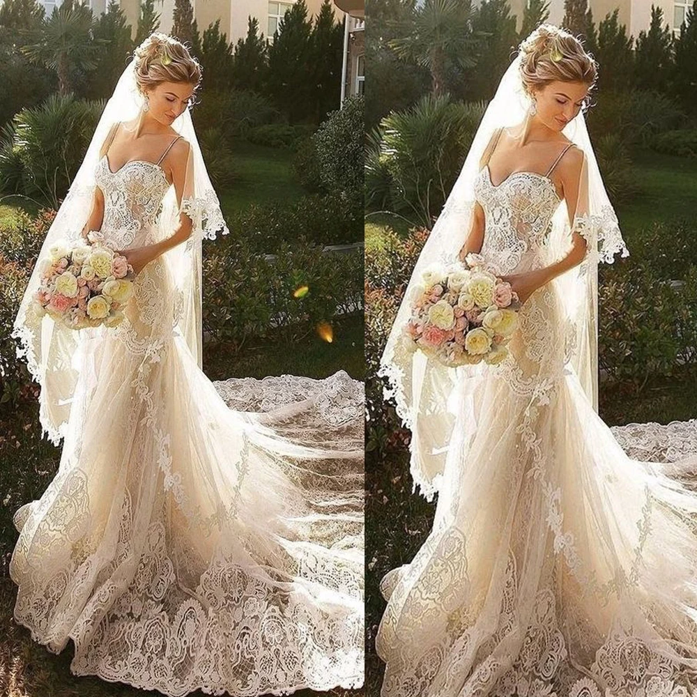 

Elegant Wedding Dresses 2019 Sweetheart Neckline Lace Backless Court Train Lace Bridal Dresses Vestidos de Noiva