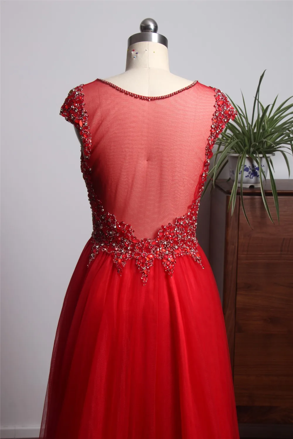 

New Spring 2018 Prom Dresses V-Neck Cap Sleeve Floor Length Beaded Chiffon A-Line Long Evening Dress Vestido festa