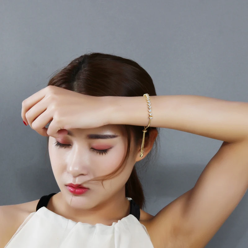 Новый дизайн белого золота Цвет Для женщин звено цепи браслет Lucky Треугольники