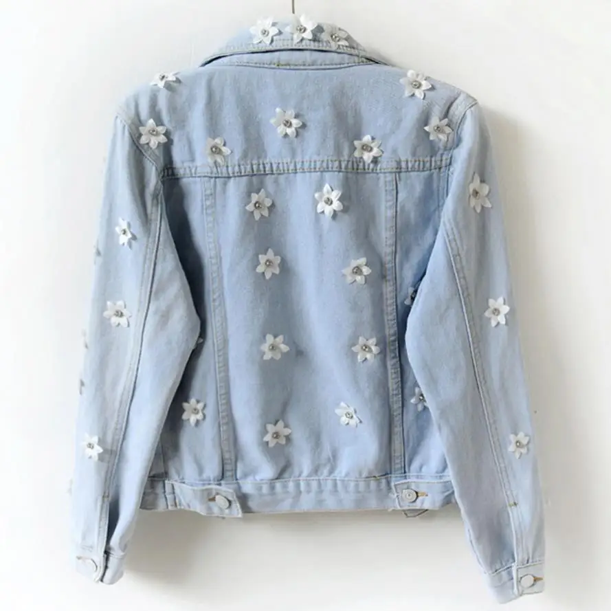 Новинка модное приталенное джинсовое пальто с цветочным узором украшенное