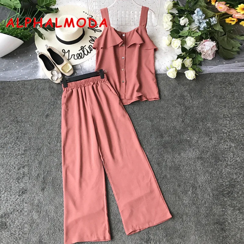 Женский однобортный костюм ALPHALMODA топ на бретельках с воланами + широкие брюки