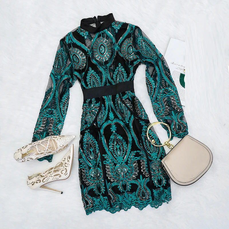 Новое поступление 2018 сетчатые мини-платья с цветочной вышивкой и блестками