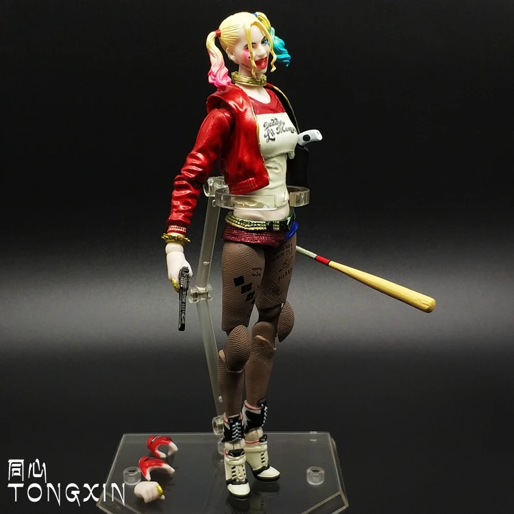Самоубийца Mafex Бэтмен Джокер и Харли Квинн игрушка фигурка
