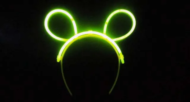 100 шт разноцветные светящиеся игрушки Led очки ожерелье Браслеты флуоресцентный фестиваль неоновые вечерние принадлежности концертный Декор