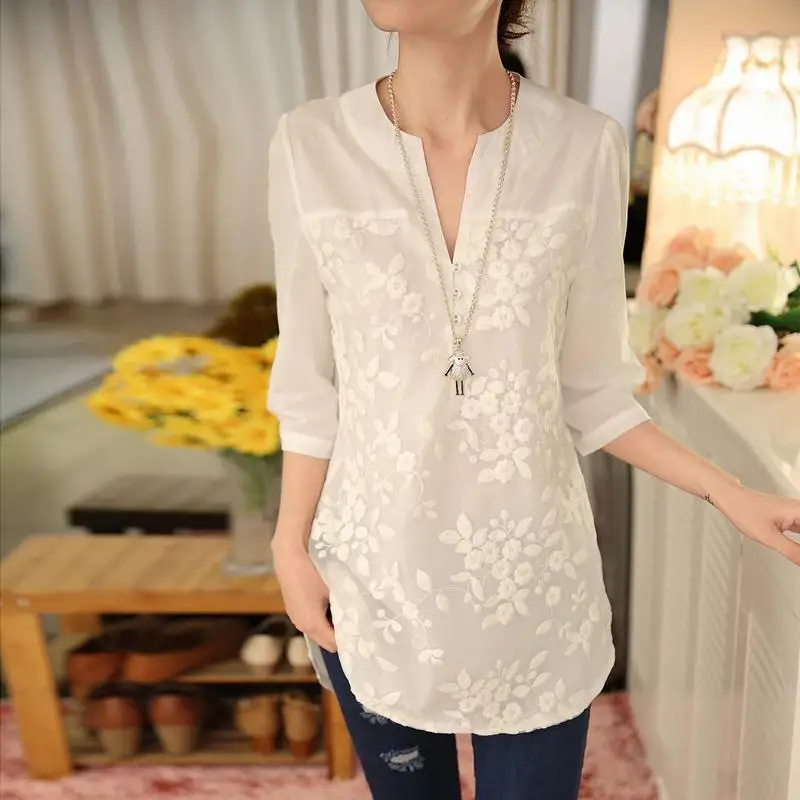 

New Summer Korean Women Blouse Flower Print Blouse V-neck Organza Embroidered Shirt White Lace Blouse Top Plus Size