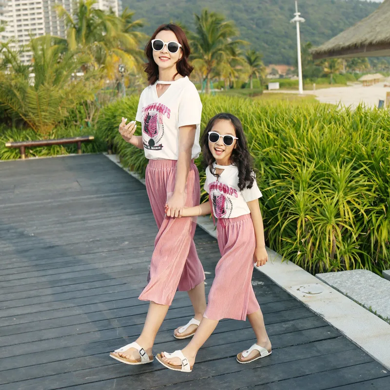 2019 летняя семейная одежда платья для мамы и дочки Одежда папы рубашки сына шорты