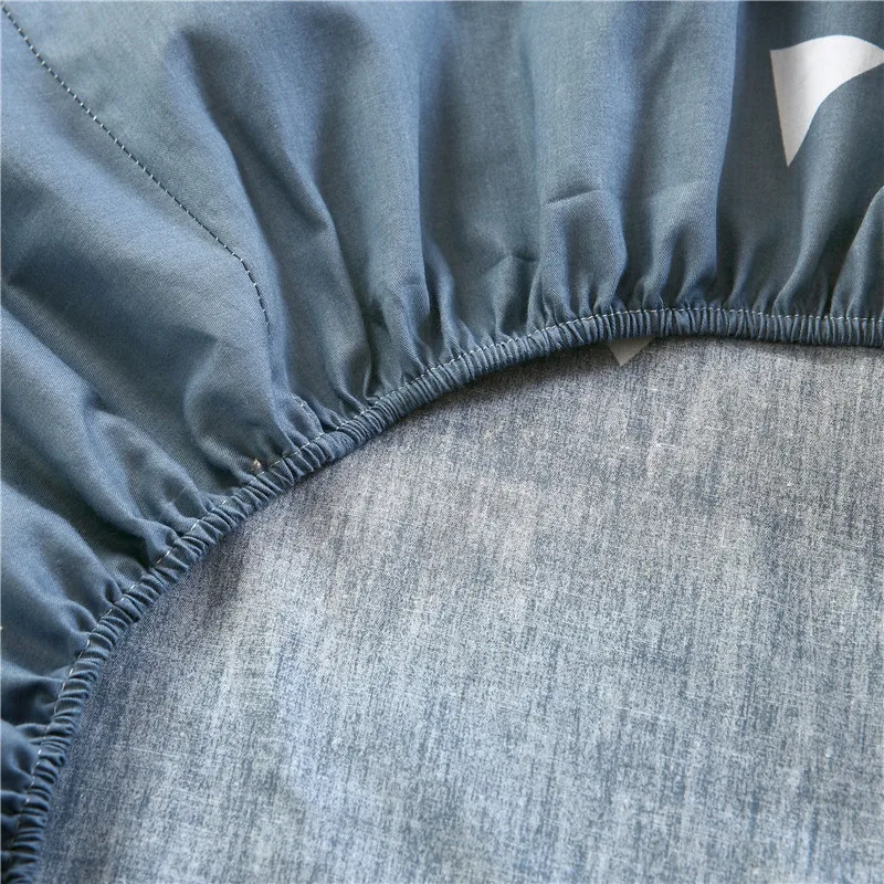 Натяжная простыня из полиэстера с эластичным поясом для матраса двуспальный