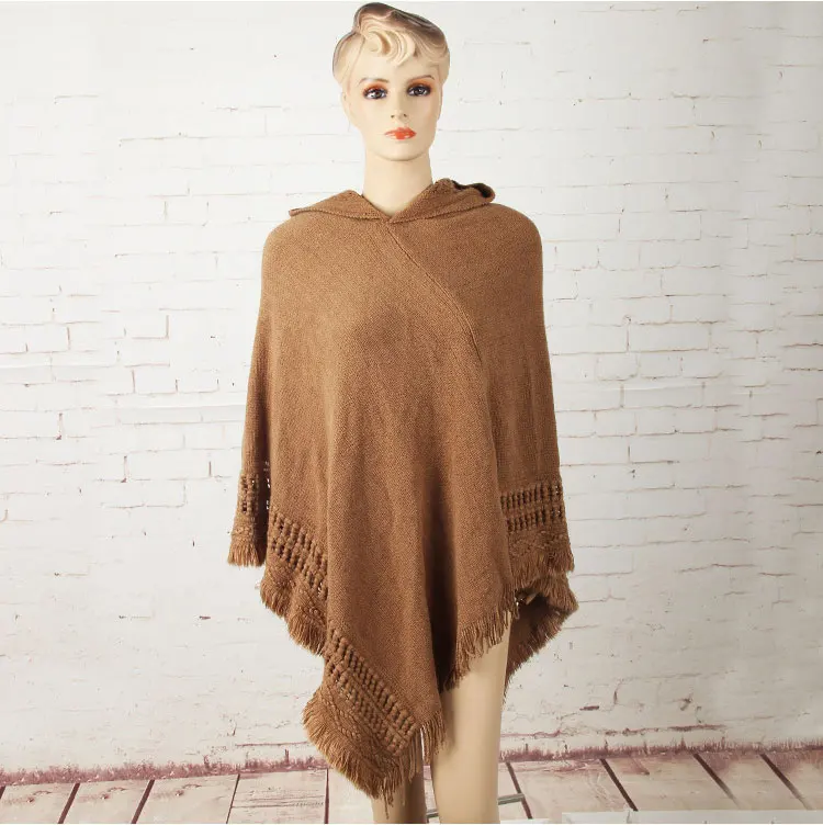 Трикотажное пончо с капюшоном и кисточками для женщин 2017 однотонные шали