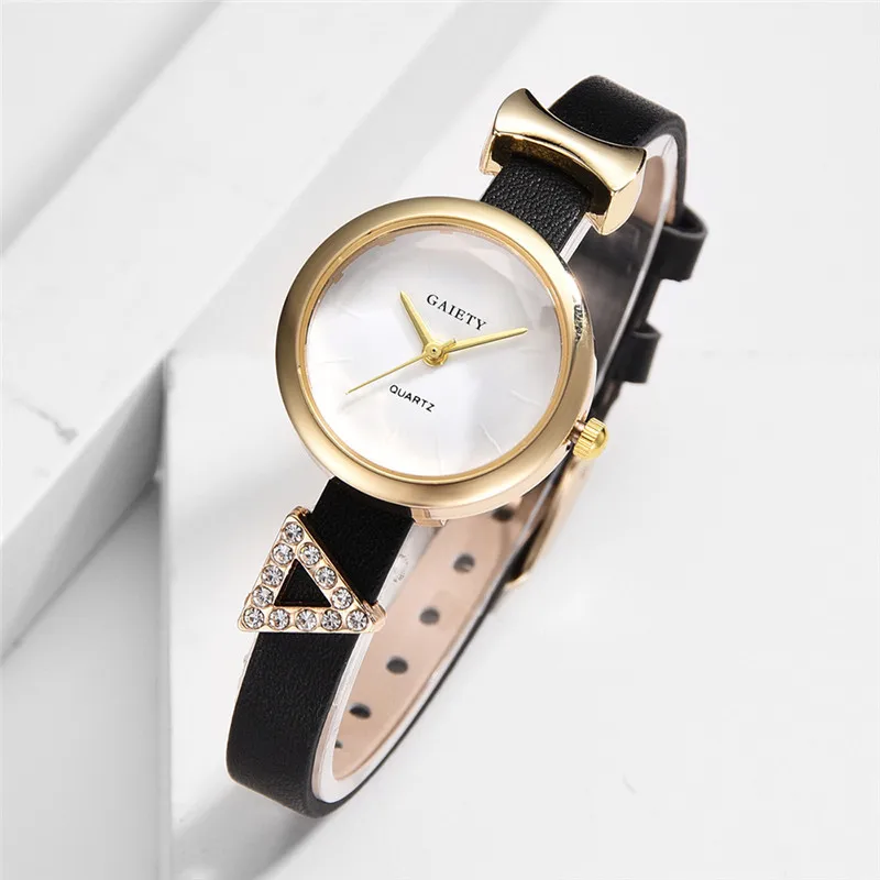 

Fashion Luxury Temperament Lady Quartz Charm Watches Irregular Mirror Leather Belt Analog Watch Hot-selling bayan kol saati A4