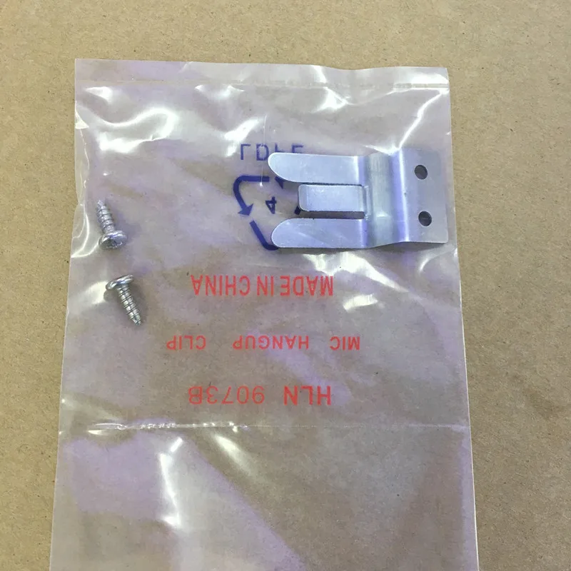 

10pcs/lot mic hangup clip with screws for YAESY FT7900R FT1807 FT8900R FT8800R car radio MH48A6J