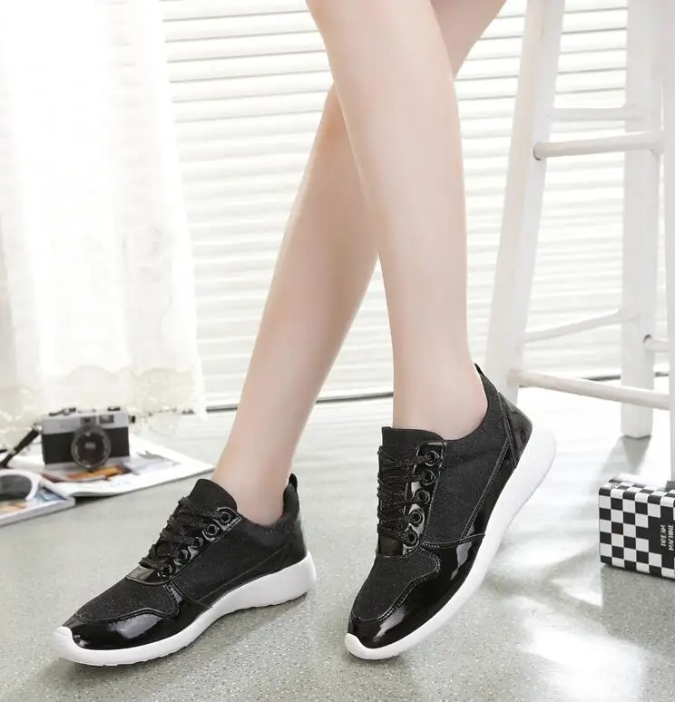 Женская обувь новинка 2017 модная брендовая для женщин повседневная на плоской