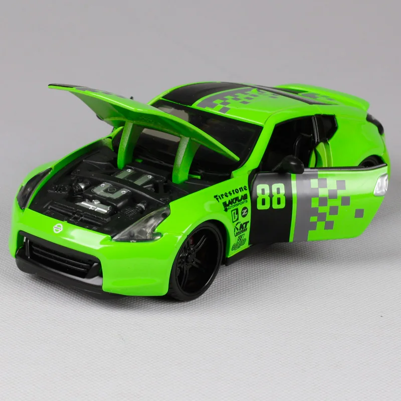 Maisto 1:24 Nissan 370Z GT R литья под давлением Модель игрушечных автомобилей Новый в