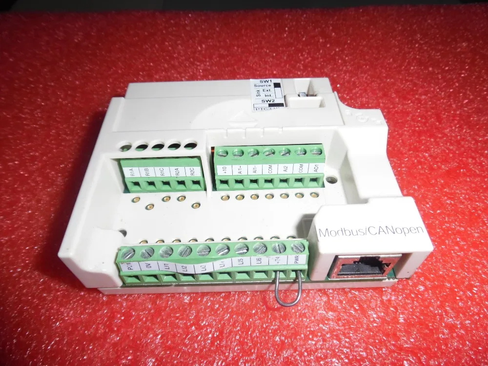 ATV61 ATV71 I/O новые оригинальные товары | Электроника