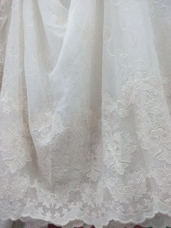 Сетчатая кружевная ткань с вышивкой цвета слоновой кости в стиле ретро цветочным