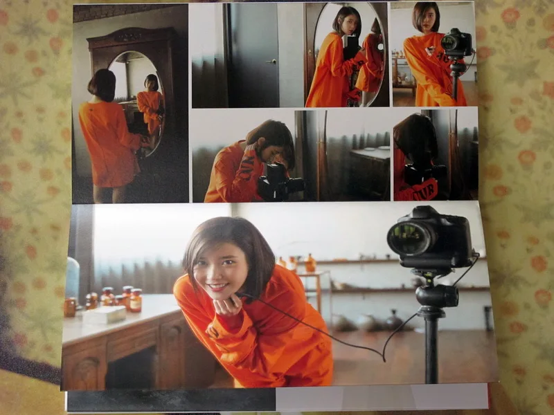 IU Lee Ji Eun Autographed signed 2017 4th Album Palette CD+photobook+signed photo K-POP 052017 | Дом и сад