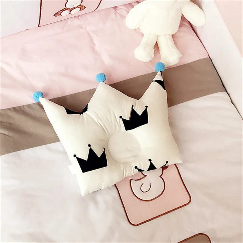 6 Wecute детская корона подушки определенной формы хлопок младенческой мягкой новорожденной головы производства против скатывания Подушка плоский точка постельные принадлежности подушки - Цвет: 6