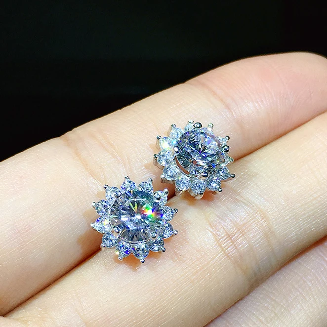 Женские серьги-гвоздики из серебра 925 пробы с фианитами | Украшения и аксессуары