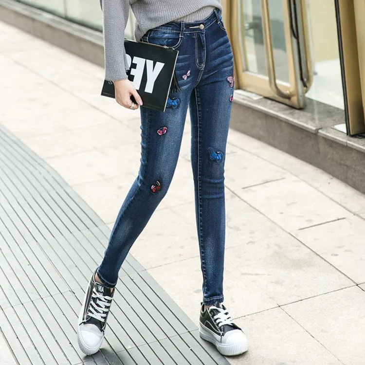 Новинка 2017 года Джинсы девушку жир узкие брюки-карандаш тонкий Вышивка