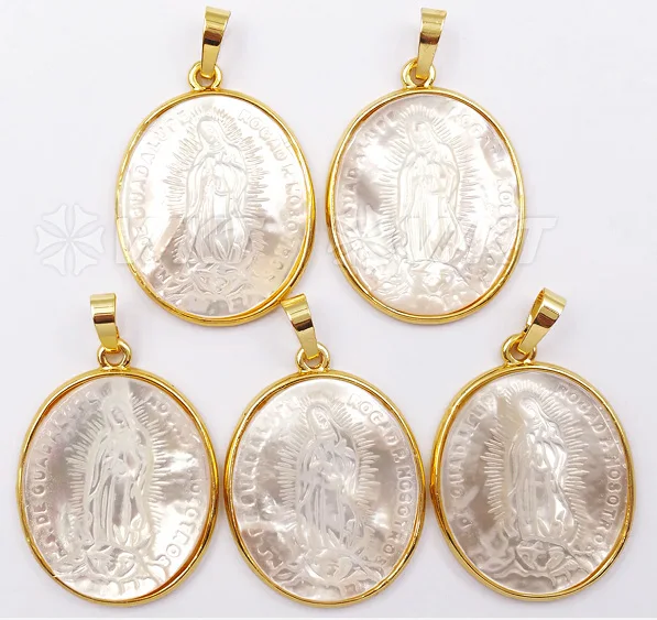 a WT-P1353 In Stock! Elegant White Shell Pendants With Virgin Mary Pattern Oval Slice Shape Metal Plated Female Jewelry - Окраска металла: a