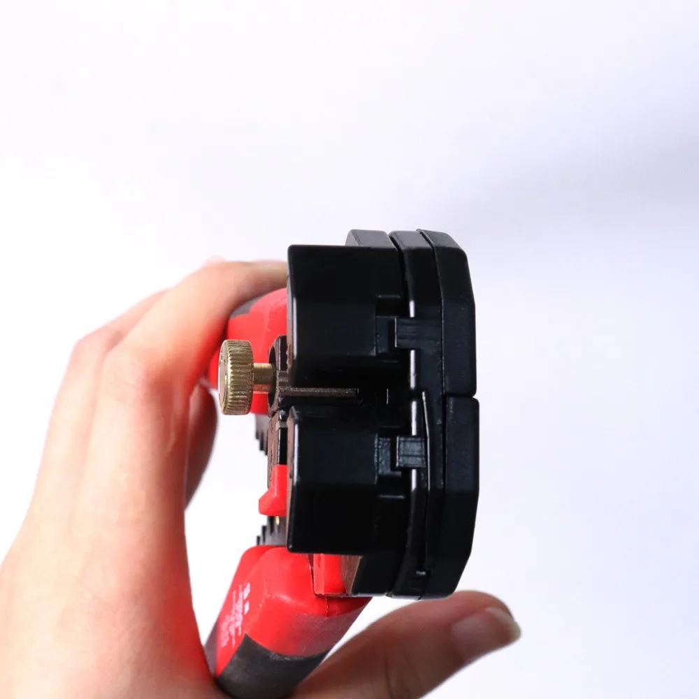 Профессиональные щипцы для зачистки проводов и кабелей автоматические