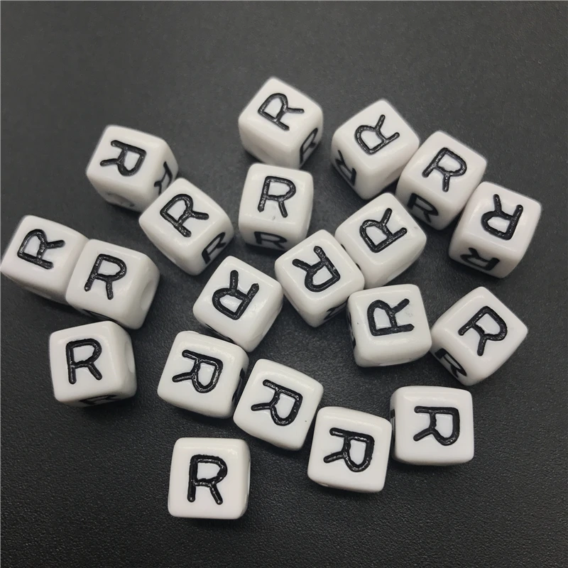 10 мм 20 шт Акриловые разделенные бусины буквы R квадратные алфавитные для