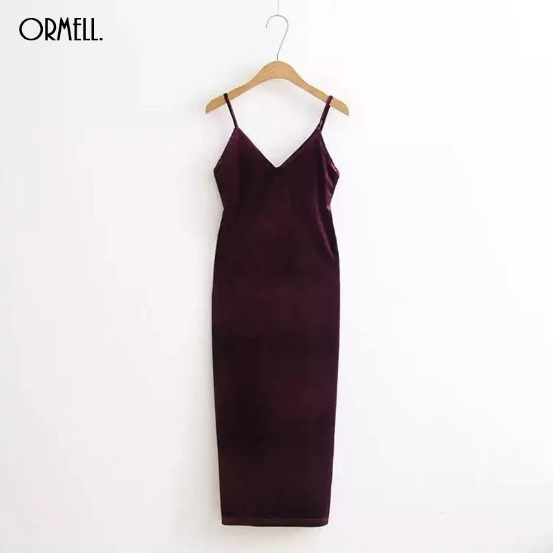 Женское бархатное платье ORMELL осенне зимнее облегающее с разрезом элегантное