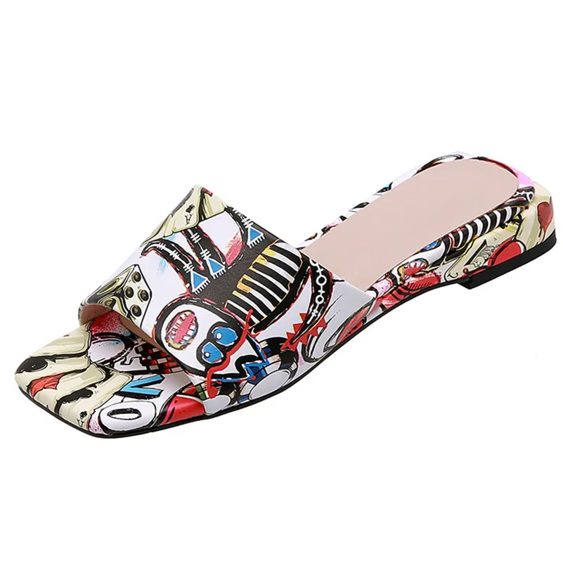 Женские босоножки на низком каблуке FEDONAS черные из натуральной кожи с квадратным