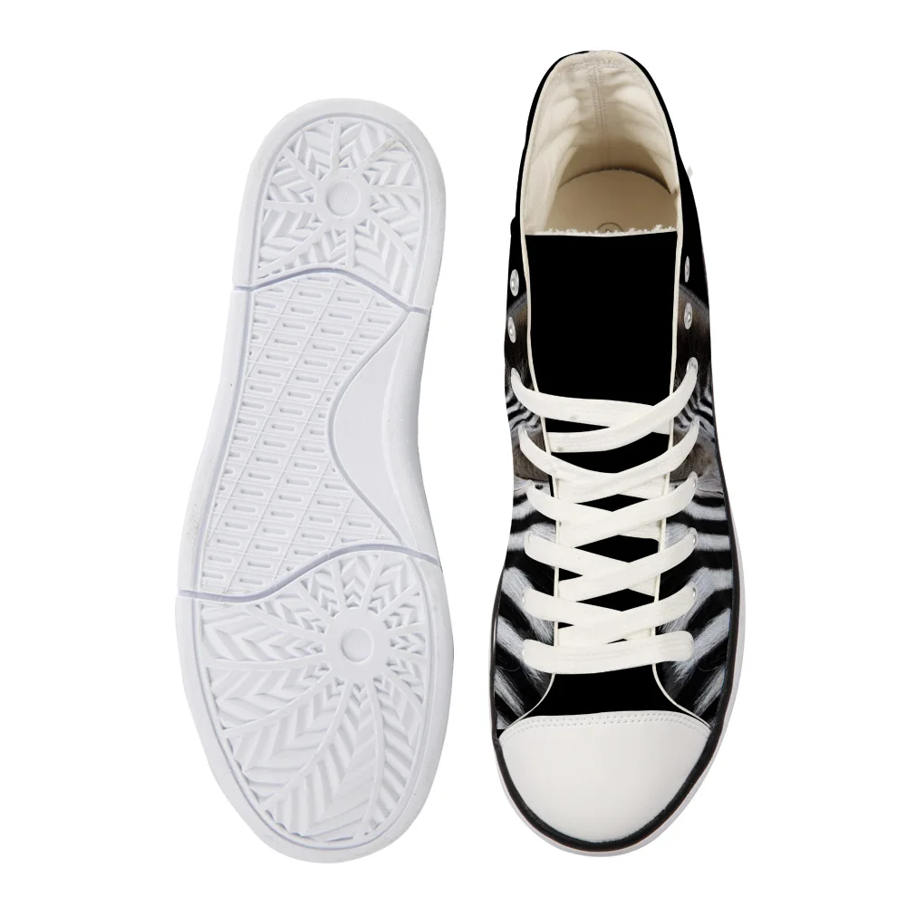 Мужские кроссовки WHEREISART черные на вулканизированной плоской подошве с принтом в