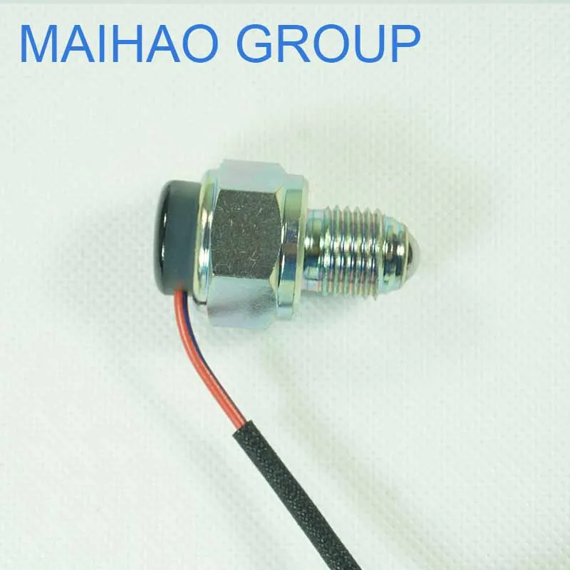 Переключатель ламп MB837105 T/H для Mitsubishi Pajero I V43 V44 V45 V46 H66W H67W H76W H77W 6G72 4D56 6G74 4M40 4G93|mitsubishi