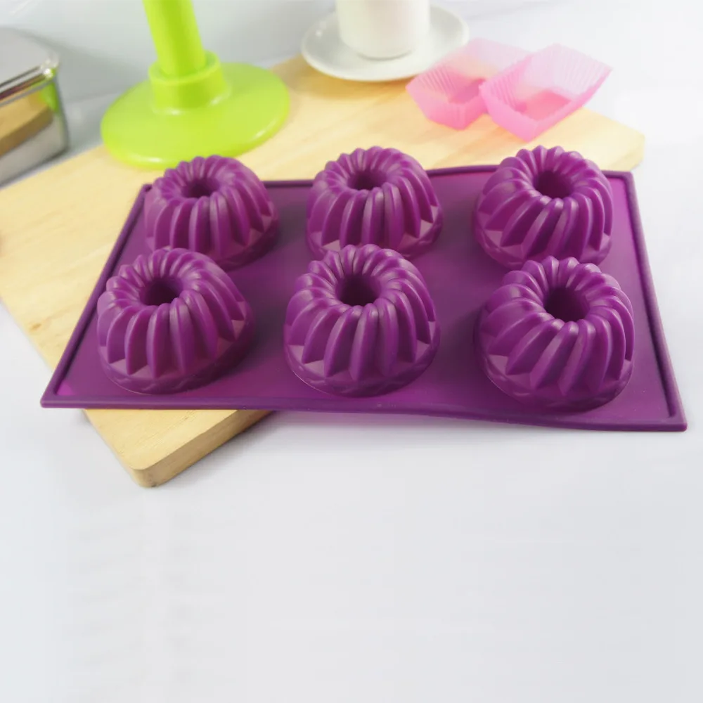 Силиконовая форма для выпечки 6 ячеек. |