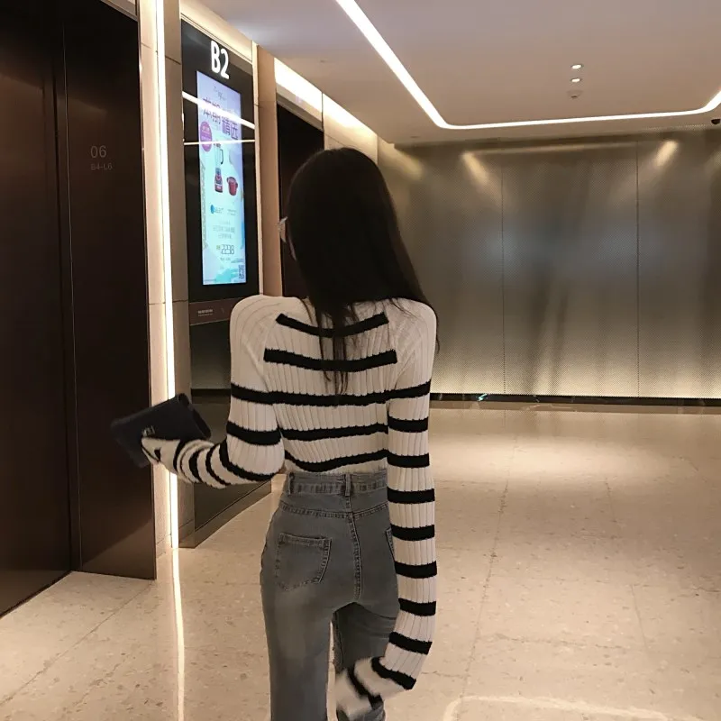 fashion Sexy pullover sweater striped stitching slim short women | Женская одежда