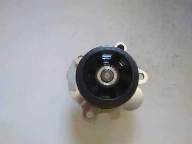 

JS-V102 водяной насос для Audi A4L 1,8 T, для Jetta 1,8 T