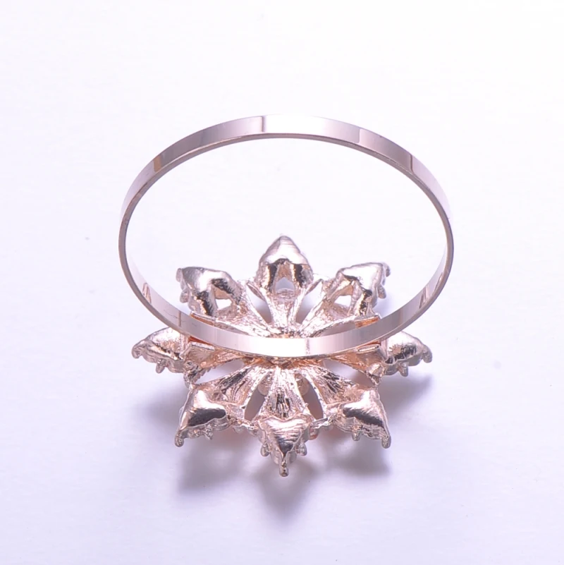 L0182-ring) диаметр 36 мм 50 шт./партия модные цветочные кольца для салфеток со стразами для украшения свадебного стола, серебро или розовое золото
