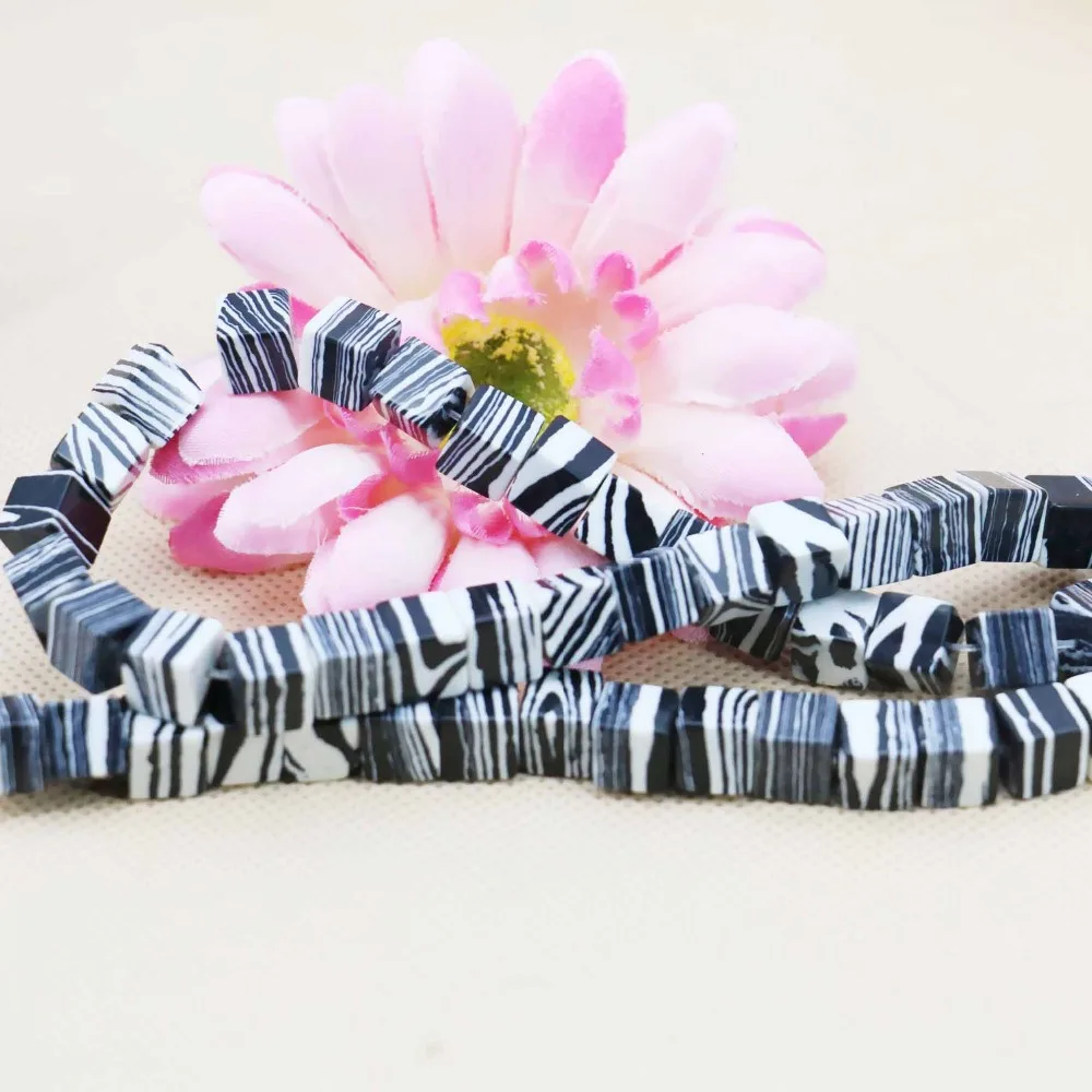 Женщины Подарок слово Любовь женщины Мода Ювелирные Изделия 8 мм Cube Черный Зебра