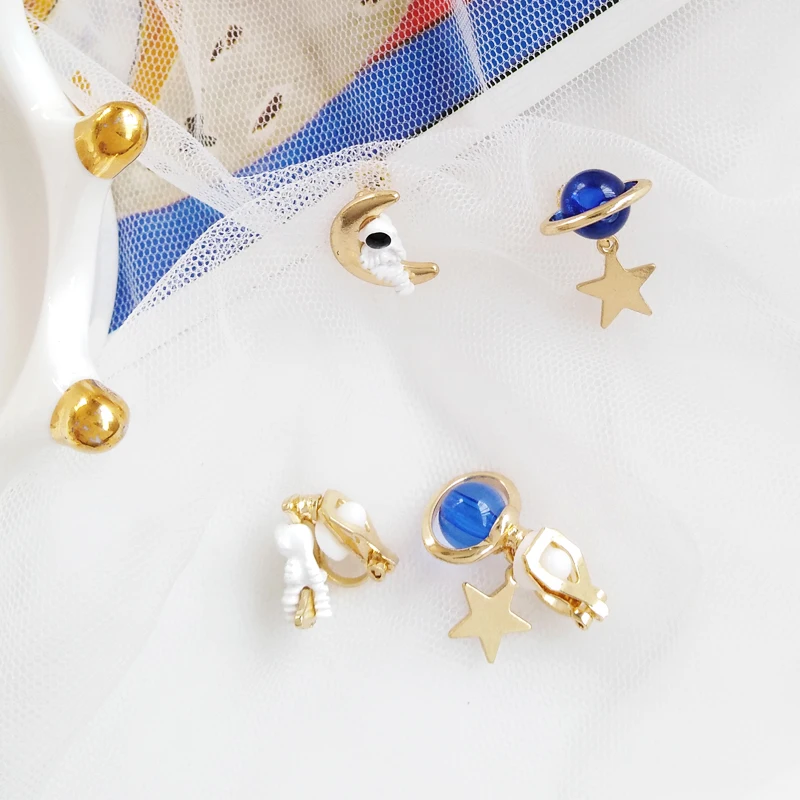 Креативные Необычные Асимметричные металлические серьги астронавта с Луной и