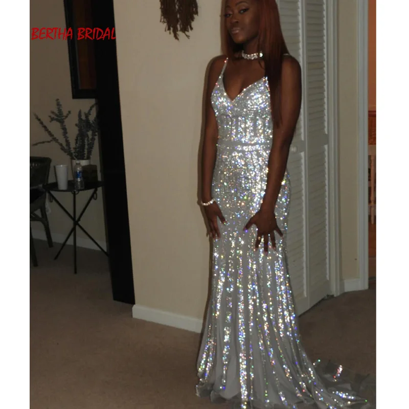 Блестящие африканские вечерние платья на тонких бретельках длиной до пола