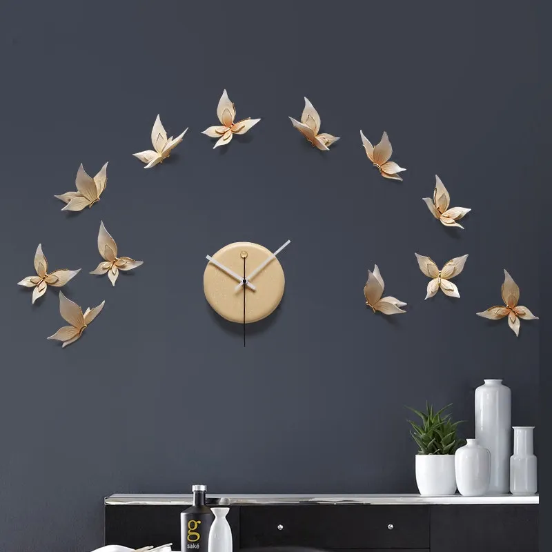 

Европейский смолы декоративные часы настенные подвесные ремесла настенное украшение «бабочка» кулон дома гостиной 3D настенные стикеры ук...