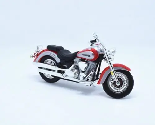 Модель мотоцикла Maisto 1:18 Yamaha 2001 Road Star игрушка из литая под давлением в коробке| |