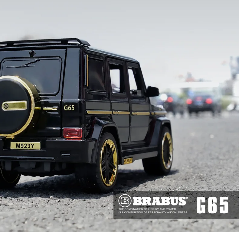 В коробке) G Babs g65 модифицированный внедорожный автомобиль suv1: 24 имитация звука и светильник назад к модели автомобиля смешанная партия