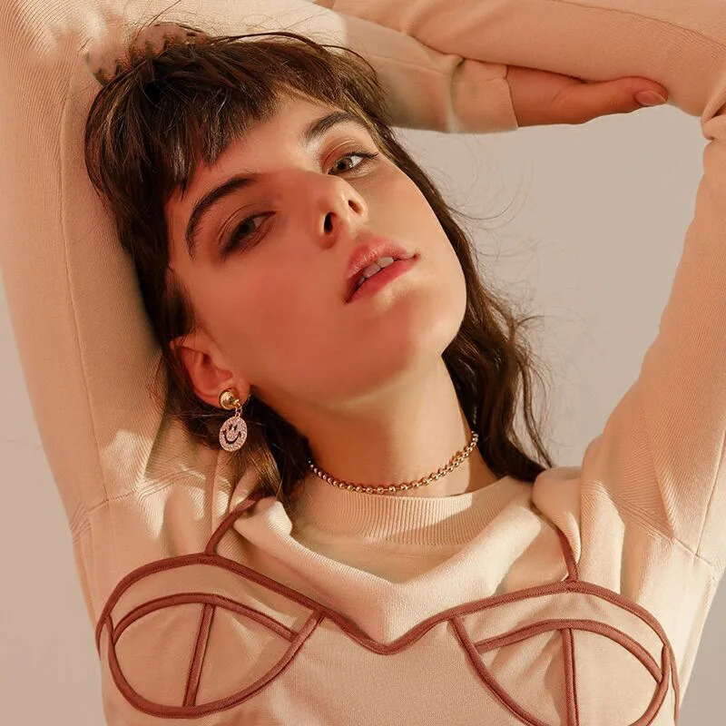 Милые Висячие серьги для женщин и девушек простые подвески в виде улыбающегося